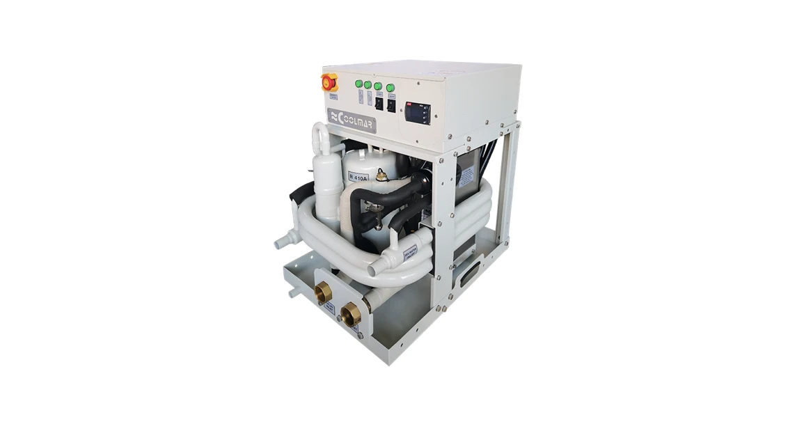 Coolmar marine chiller unit with open service access