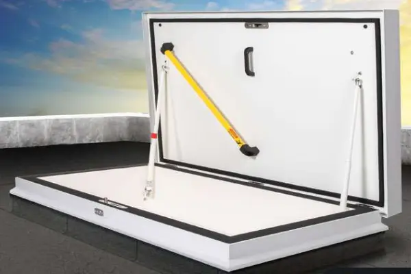 Marine doors and hatches for vessels