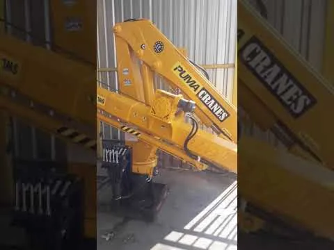 Official video thumbnail showing a compact knuckle-boom marine crane