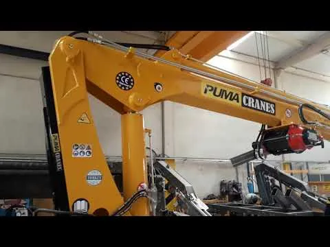 Official video thumbnail showing a hydraulic offshore-application marine crane